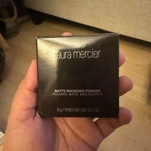 Laura Mercier Bronzer